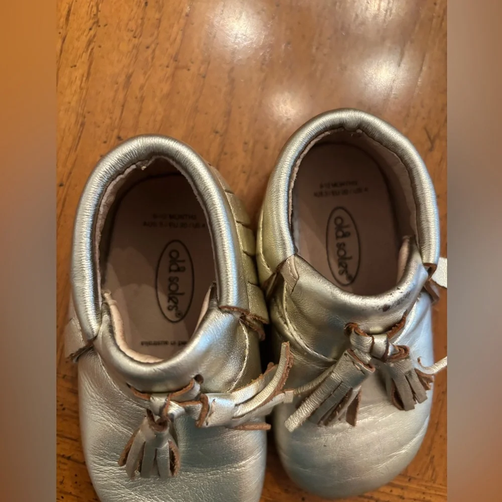 Old Soles Bambini Toggle Toddler Shoes Metallic Gold Fringe Size 9-12 Months
